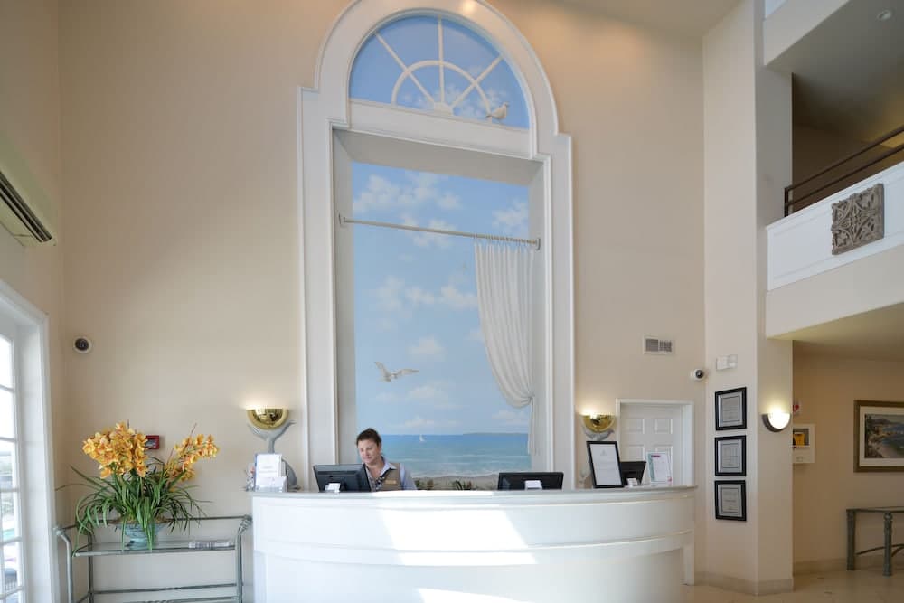 Hilton Vacation Club Riviera Beach & Shores property views in Dana Point, CA — gallery photo 3