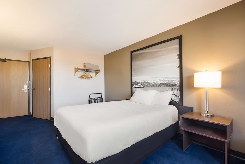 Americas Best Value Inn Sparks gallery photo in Sparks, NV — image 16