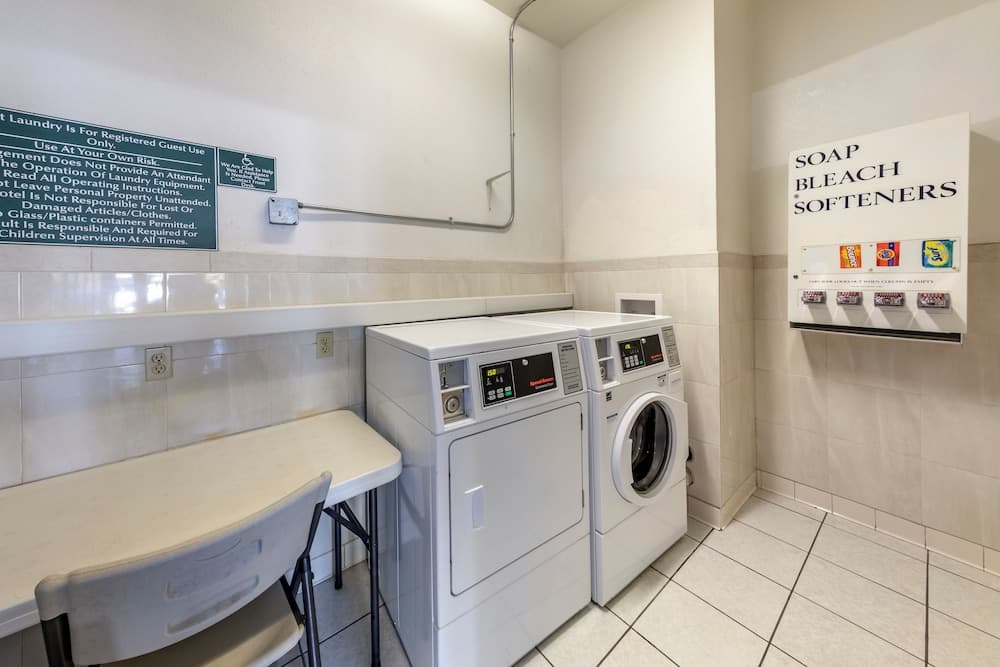 Citrus Suites Redlands Loma Linda Hotel gallery photo in Redlands, CA — image 47