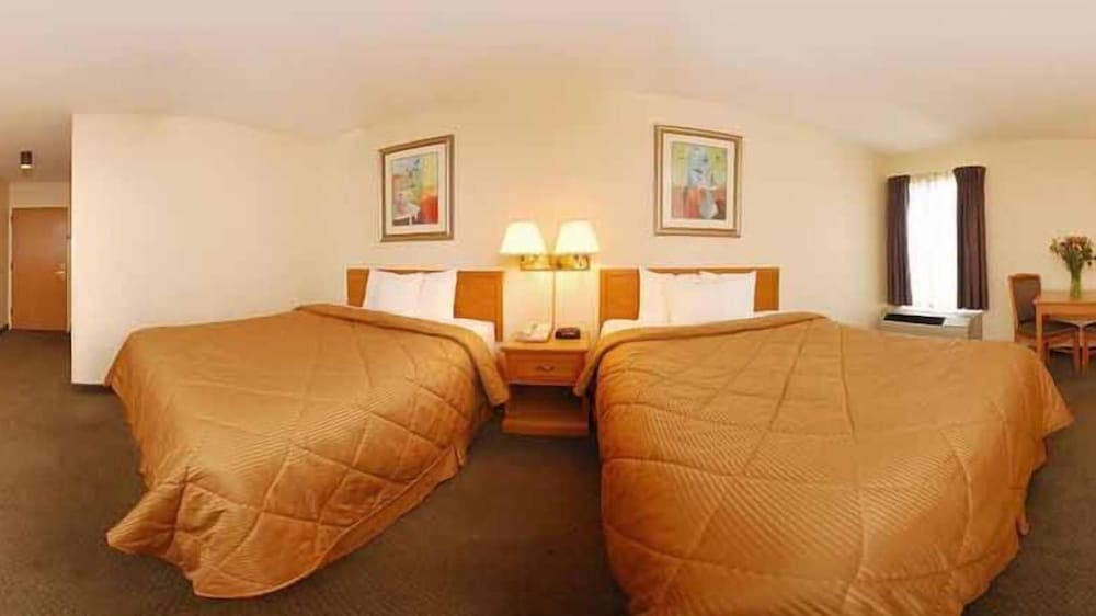 Comfort Inn Ebensburg interior in Ebensburg, PA — gallery photo 2
