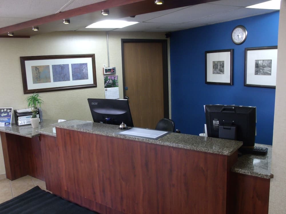 Relax Inn featured exterior or lobby in Davenport, IA — similar hotel