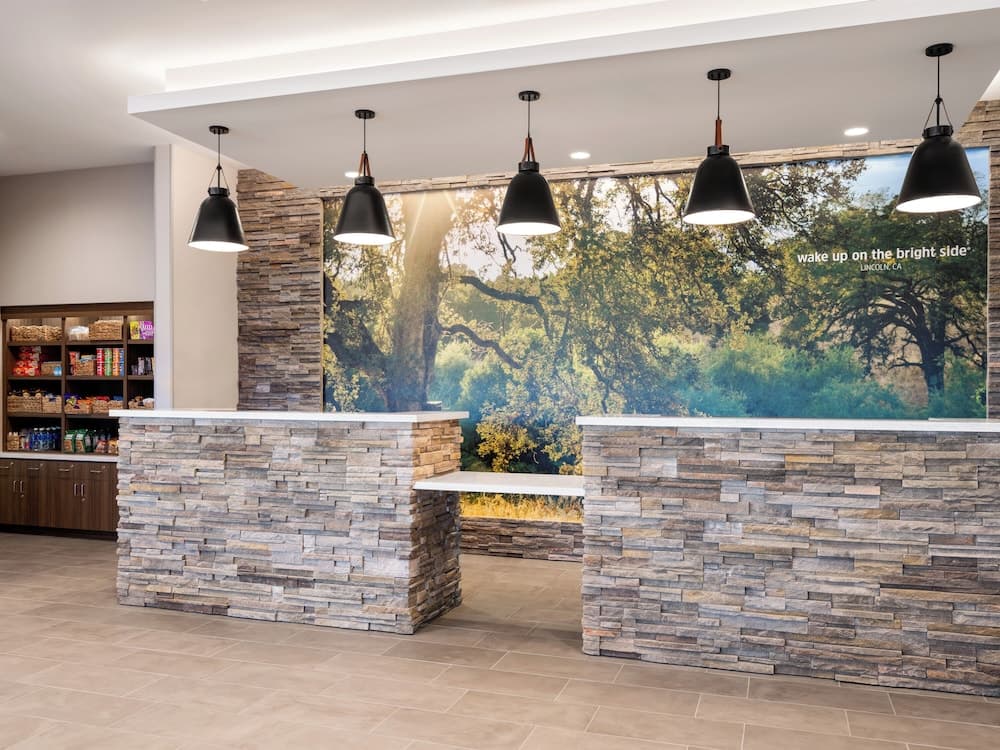 La Quinta Inn And Suites By Wyndham Lincoln gallery photo in Lincoln, CA — image 39