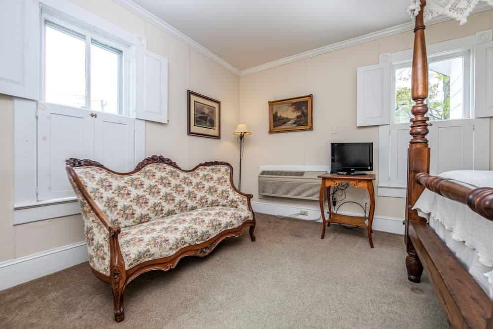 Wayside Inn gallery photo in Middletown, VA — image 96