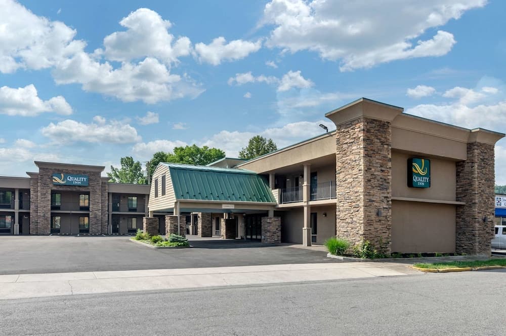 Quality Inn Covington Downtown featured exterior or lobby in Covington, VA — similar hotel