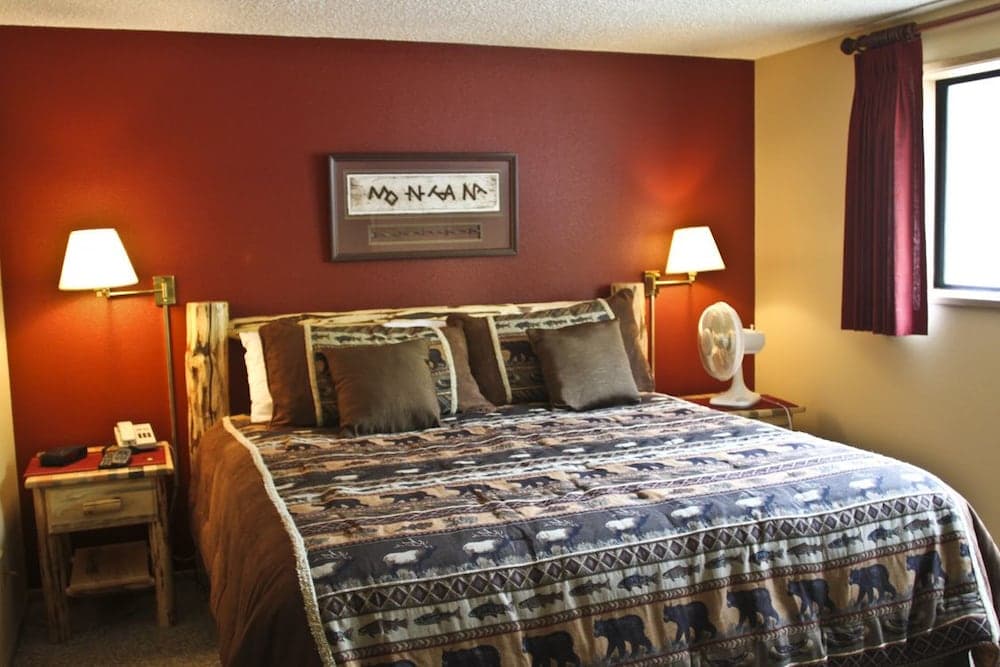 Edelweiss Condominiums interior in Whitefish, MT — gallery photo 2