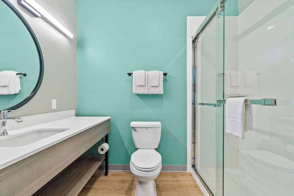 ECHO Suites Extended Stay by Wyndham Dallas Plano/Richardson gallery photo in Plano, TX — image 13