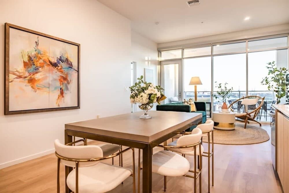 @ Marbella Lane - Aesthetic 2BR W/ocean Views interior in Long Beach, CA — gallery photo 2