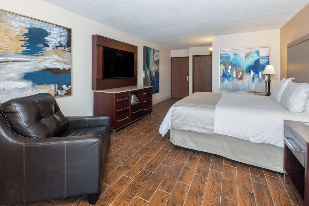 Wyndham Riverfront Hotel gallery photo in Little Rock, AR — image 32