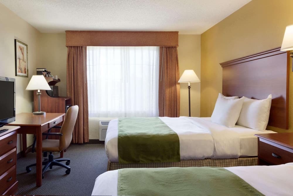 Country Inn & Suites by Radisson, Norman near University gallery photo in Norman, OK — image 16