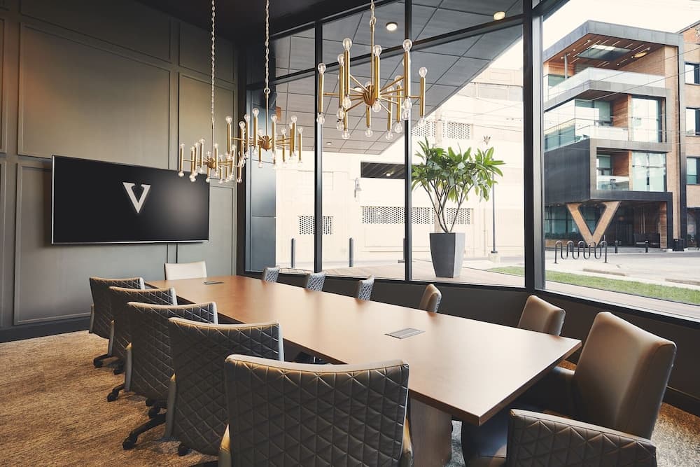 Hotel Vandivort gallery photo in Springfield, MO — image 59