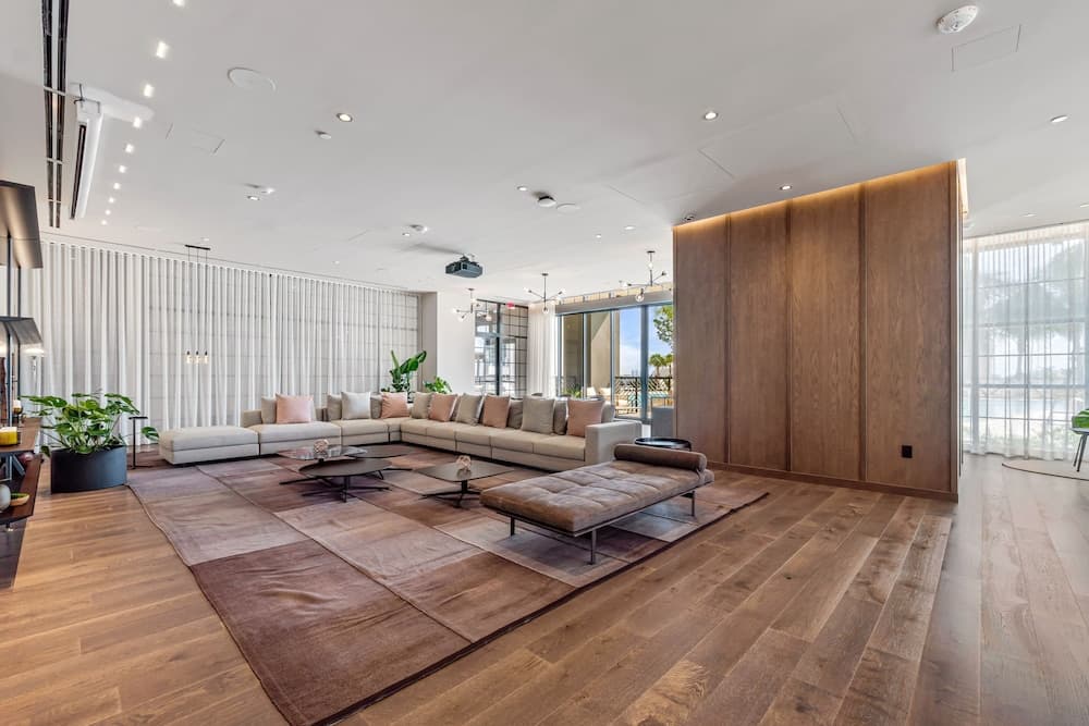Perfect Studio Stay in Downtown Miami interior in Miami, FL — gallery photo 2