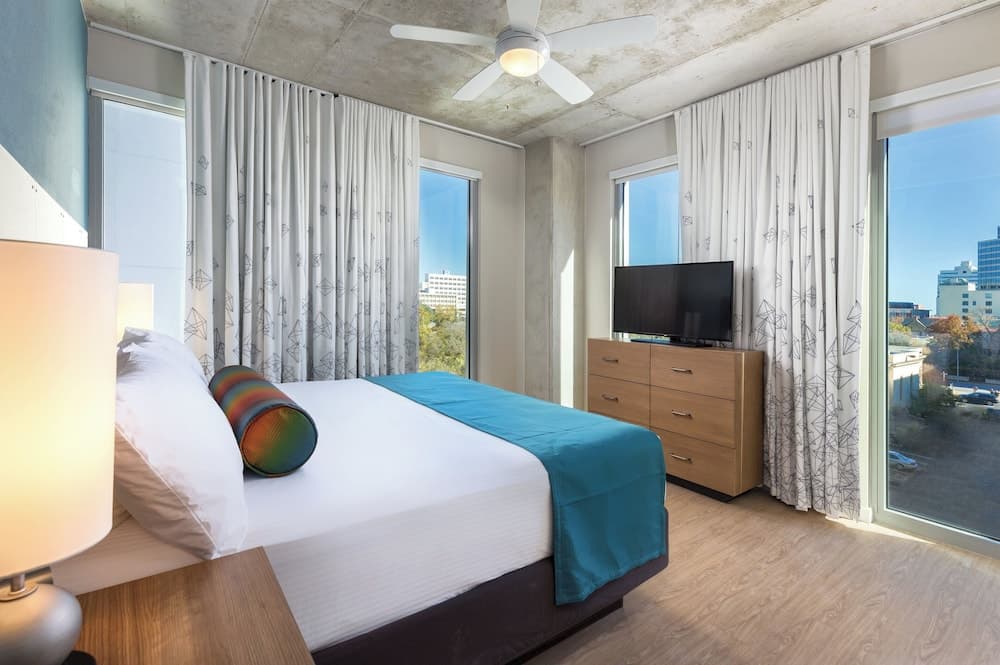 Club Wyndham Austin interior in Austin, TX — gallery photo 2