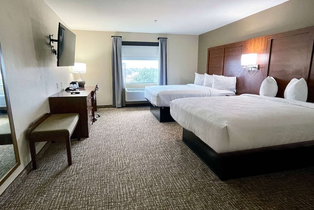 Hawthorn Extended Stay by Wyndham College Station South featured exterior or lobby in College Station, TX — similar hotel