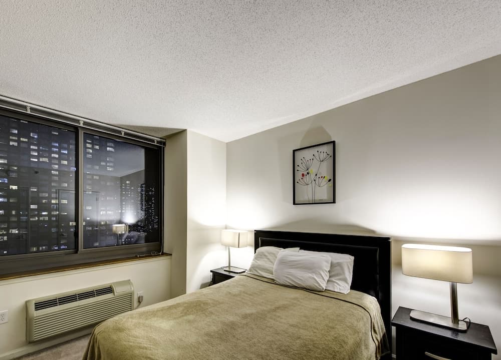 Pelicanstay at Newport gallery photo in Jersey City, NJ — image 43