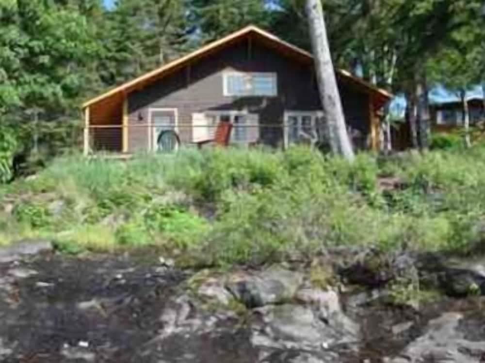 Solbakken Resort On Superior featured exterior or lobby in Lutsen, MN — similar hotel