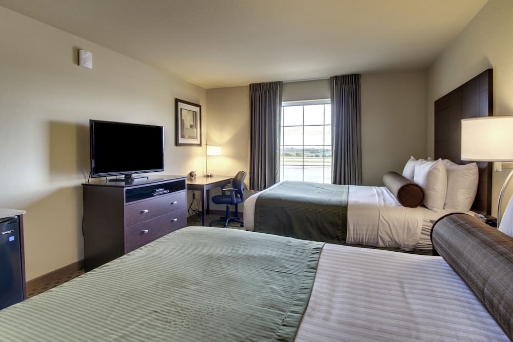 AmericInn by Wyndham Oshkosh gallery photo in Oshkosh, WI — image 24
