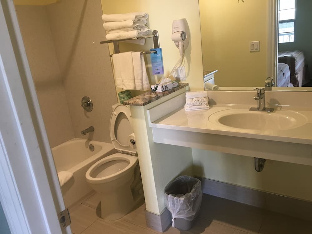 Travelodge by Wyndham Fairfield/Napa Valley gallery photo in Fairfield, CA — image 21