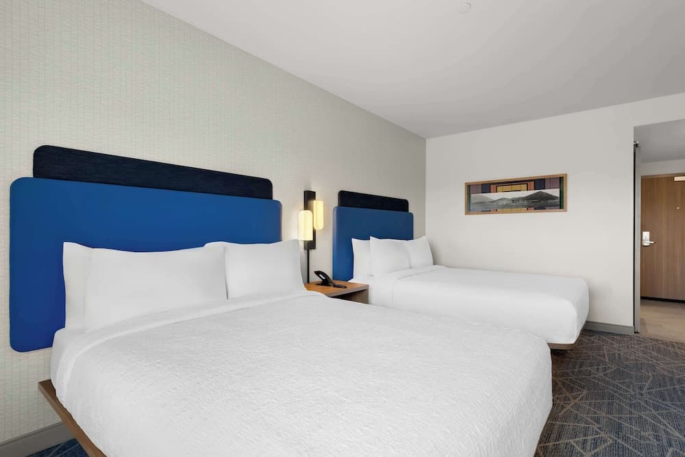 Hampton Inn & Suites Corona, Ca gallery photo in Corona, CA — image 40