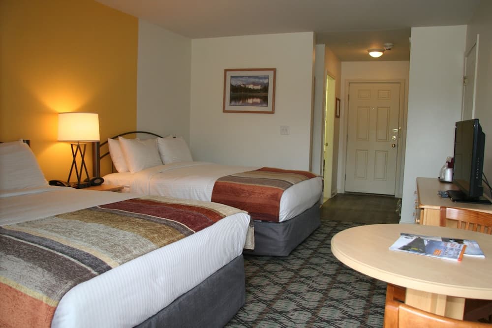 The Lodge at Bretton Woods interior in Bretton Woods — gallery photo 2