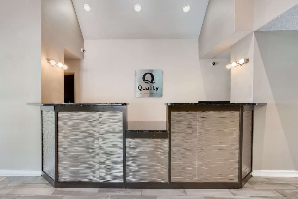Quality Inn Lees Summit - Kansas City gallery photo in Lee's Summit, MO — image 31