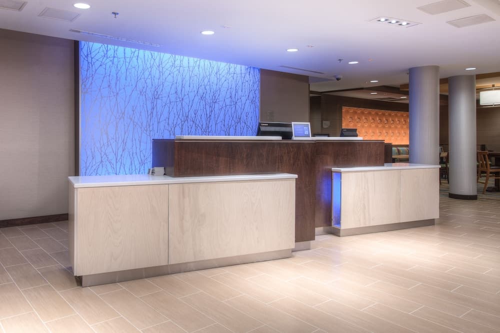 Fairfield Inn and Suites by Marriott Charlotte Airport property views in Charlotte, NC — gallery photo 3