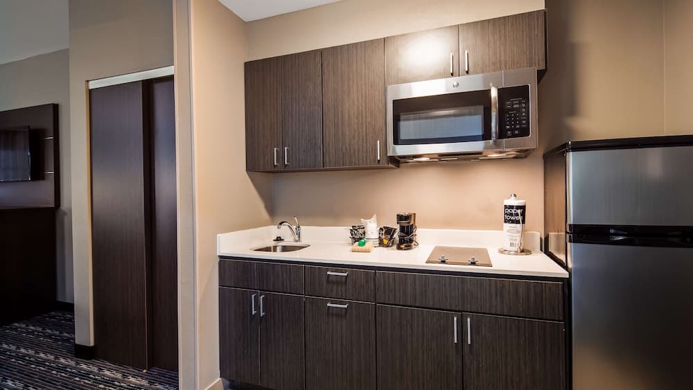 Holiday Inn Express And Suites Pasadena Houston Southeast by IHG gallery photo in Pasadena, TX — image 26