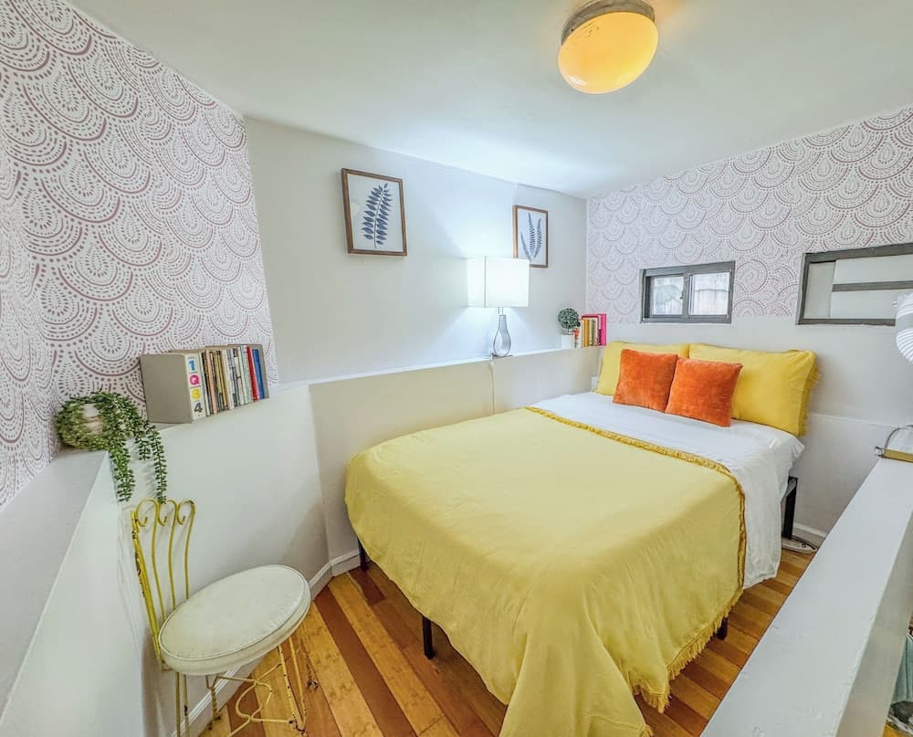 183 Orchard St property views in New York, NY — gallery photo 3