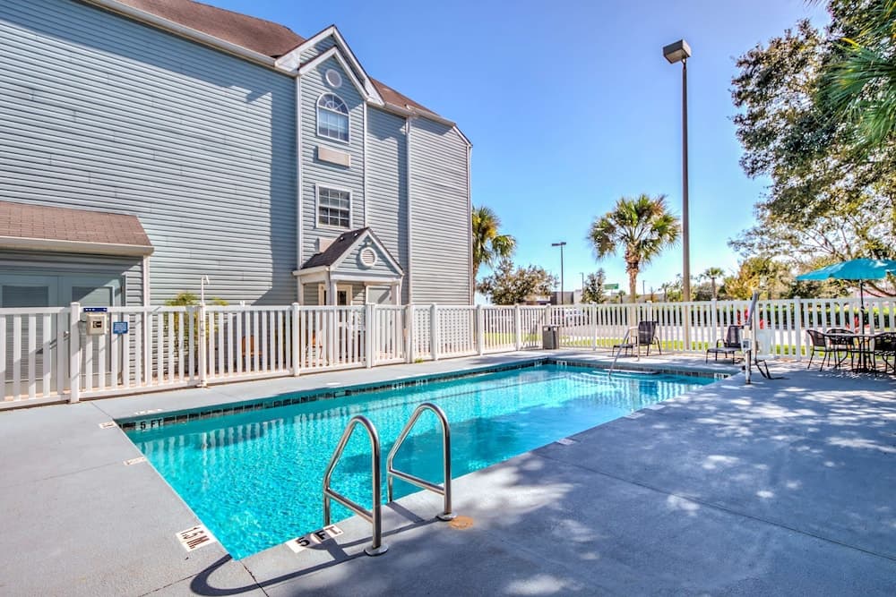 Microtel Inn & Suites by Wyndham Zephyrhills featured exterior or lobby in Zephyrhills, FL — similar hotel