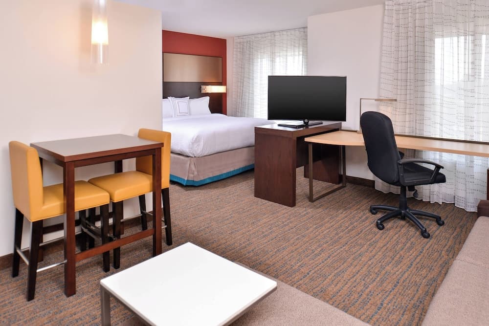 Residence Inn Cedar Rapids South property views in Cedar Rapids, IA — gallery photo 3