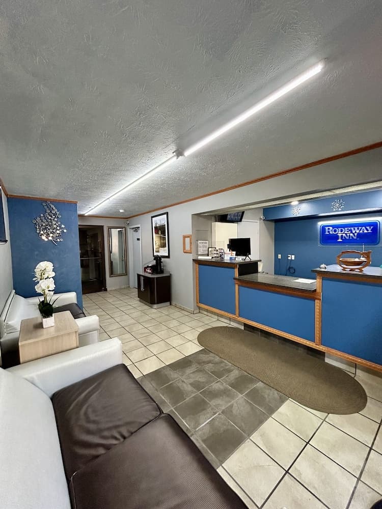 Rodeway Inn Emporia property views in Emporia, KS — gallery photo 3