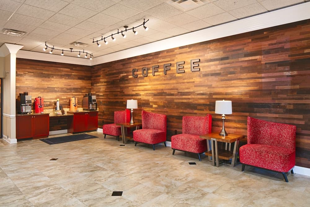 Red Lion Hotel Orlando Lake Buena Vista South property views in Kissimmee, FL — gallery photo 3