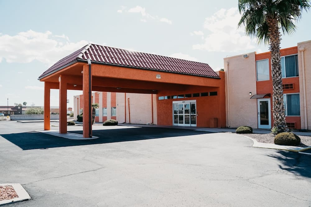 Hotel Bluestone — hotel in Eloy, Arizona