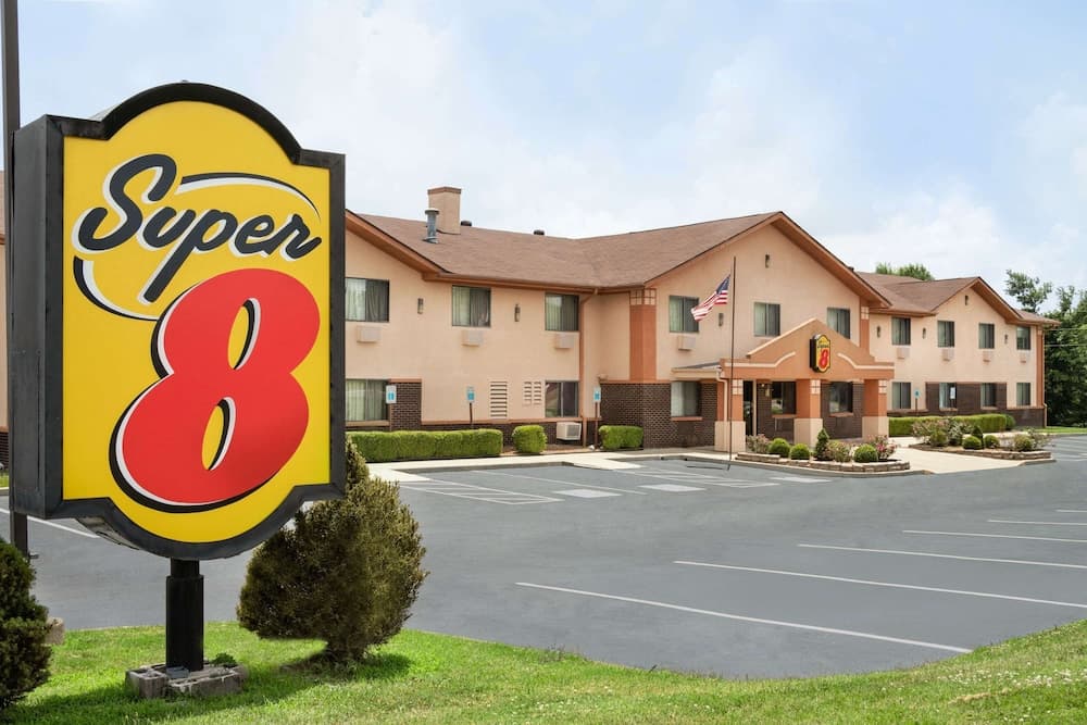 Super 8 by Wyndham Mayfield featured exterior or lobby in Mayfield, KY — similar hotel