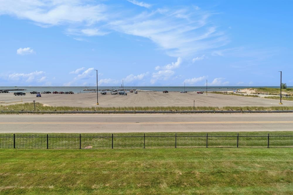 Snyder's Shoreline Inn gallery photo in Ludington, MI — image 36