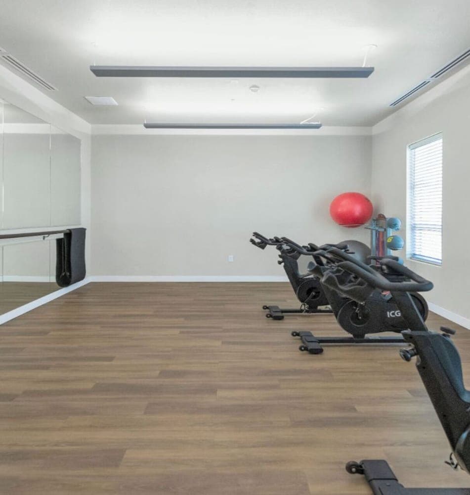 Phoenix Goodyear Apartments by Landing property views in Goodyear, AZ — gallery photo 3