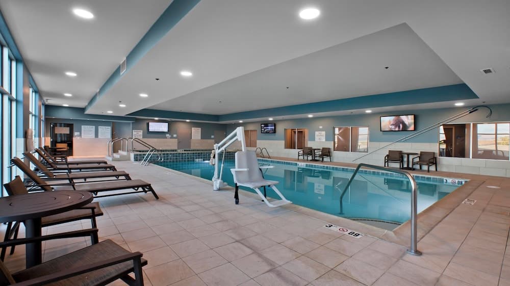 Holiday Inn Express & Suites Green River by IHG property views in Green River, UT — gallery photo 3