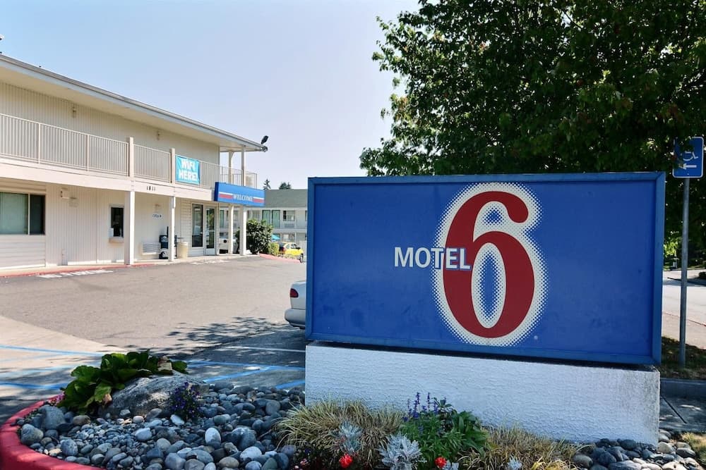 Motel 6 Tacoma, WA - South gallery photo in Tacoma, WA — image 19