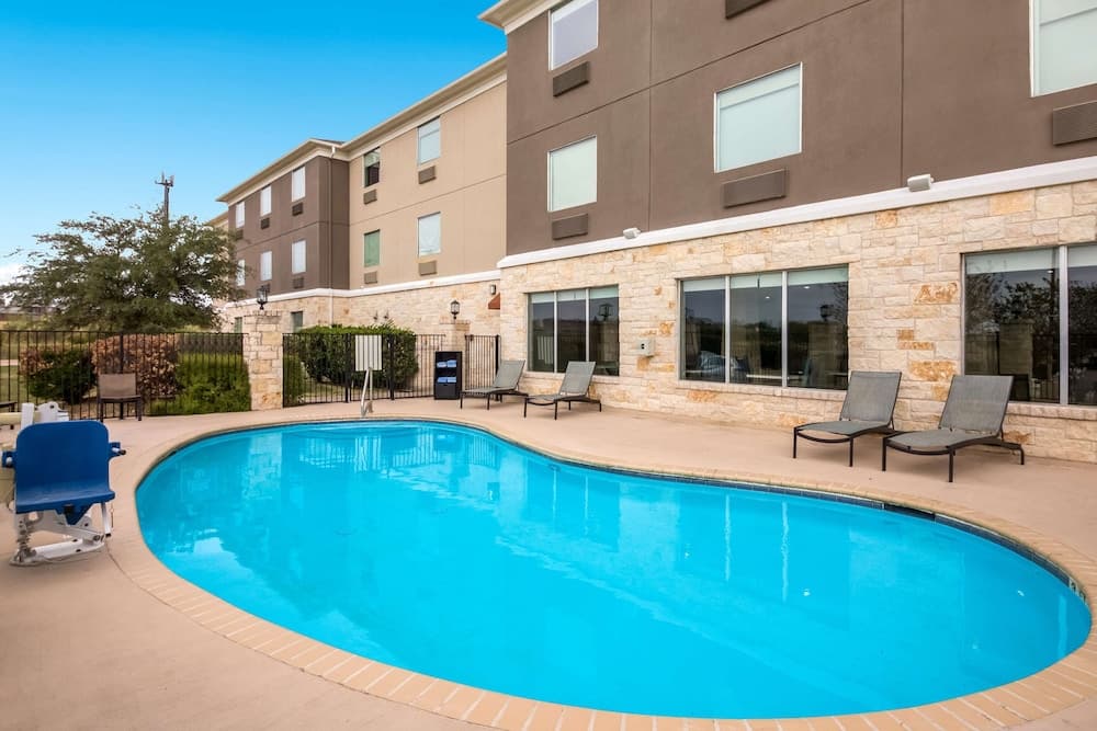 Best Western Plus Killeen/Fort Cavazos Hotel & Suites gallery photo in Killeen, TX — image 14