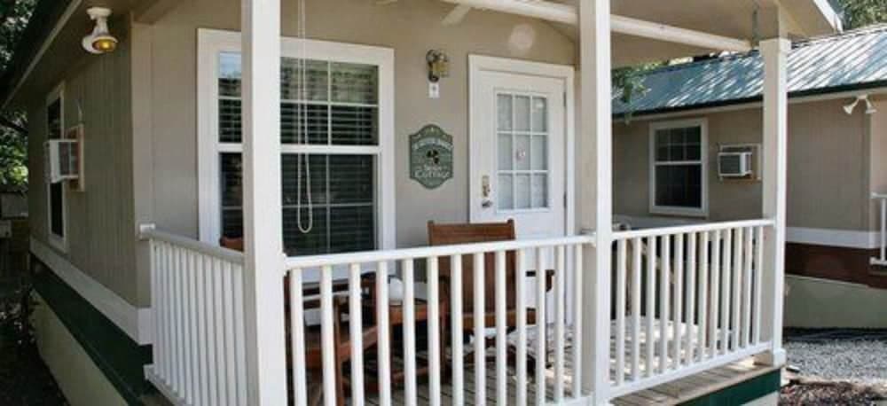 Old Irish Inn gallery photo in Denton, TX — image 31