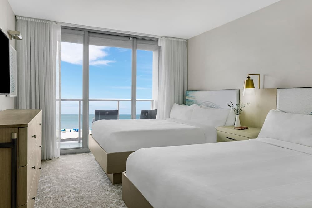 Marriott's Crystal Shores property views in Marco Island, FL — gallery photo 3