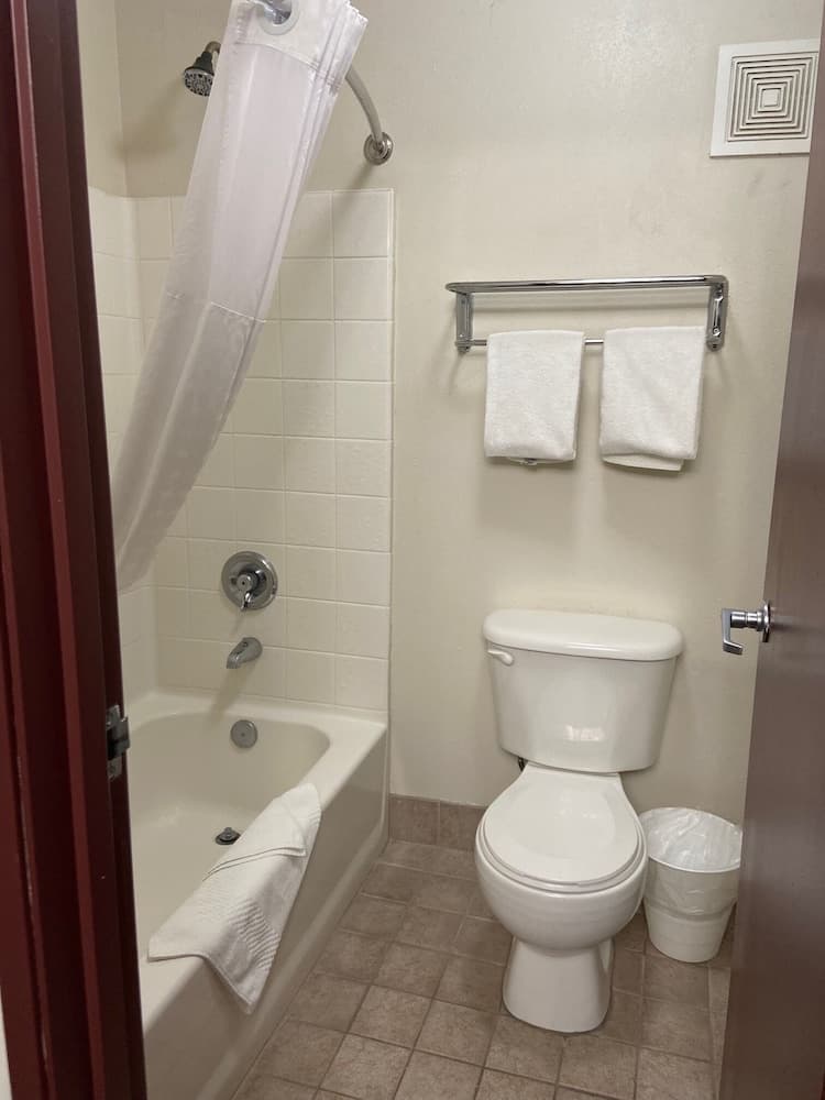 Toppenish Inn and Suites gallery photo in Toppenish, WA — image 17