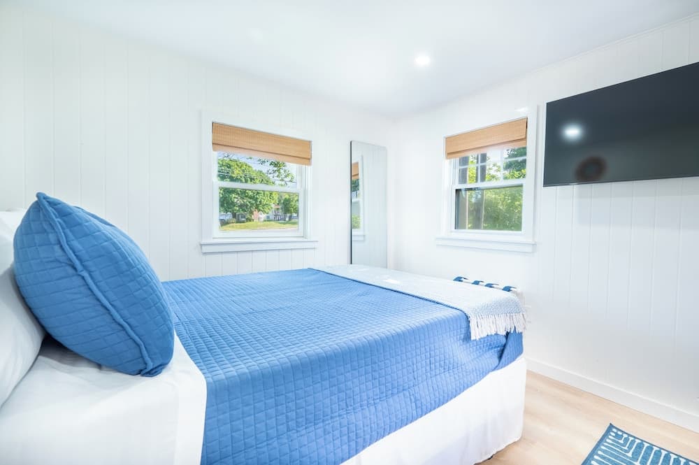 Marina Bay Cottages gallery photo in Waterford — image 4