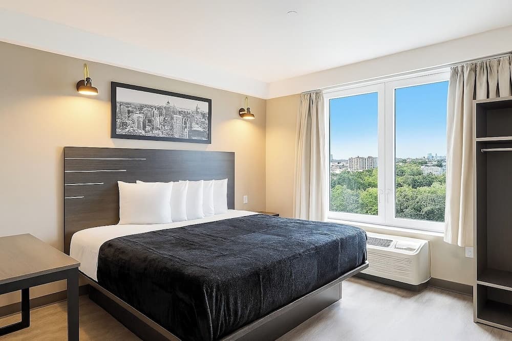LIV Hotel Bronx - Newly Built featured exterior or lobby in Bronx, NY — similar hotel