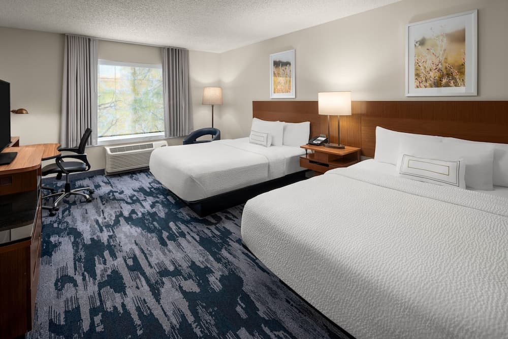 Fairfield Inn & Suites by Marriott Lake Oswego gallery photo in Lake Oswego, OR — image 12