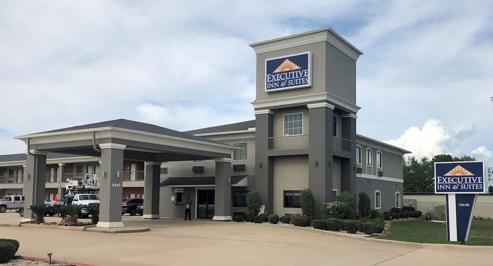 Executive Inn & Suites Joaquin featured exterior or lobby in Joaquin, TX — similar hotel