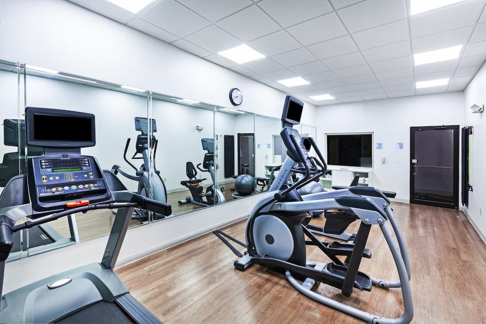 Holiday Inn Express Hotel & Suites Orange by IHG gallery photo in Orange, TX — image 40
