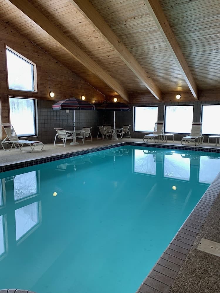 AmericInn by Wyndham Hampton property views in Hampton, IA — gallery photo 3