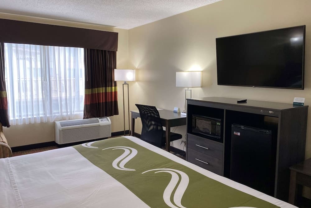 AmericInn by Wyndham Fort Atkinson property views in Fort Atkinson, WI — gallery photo 3