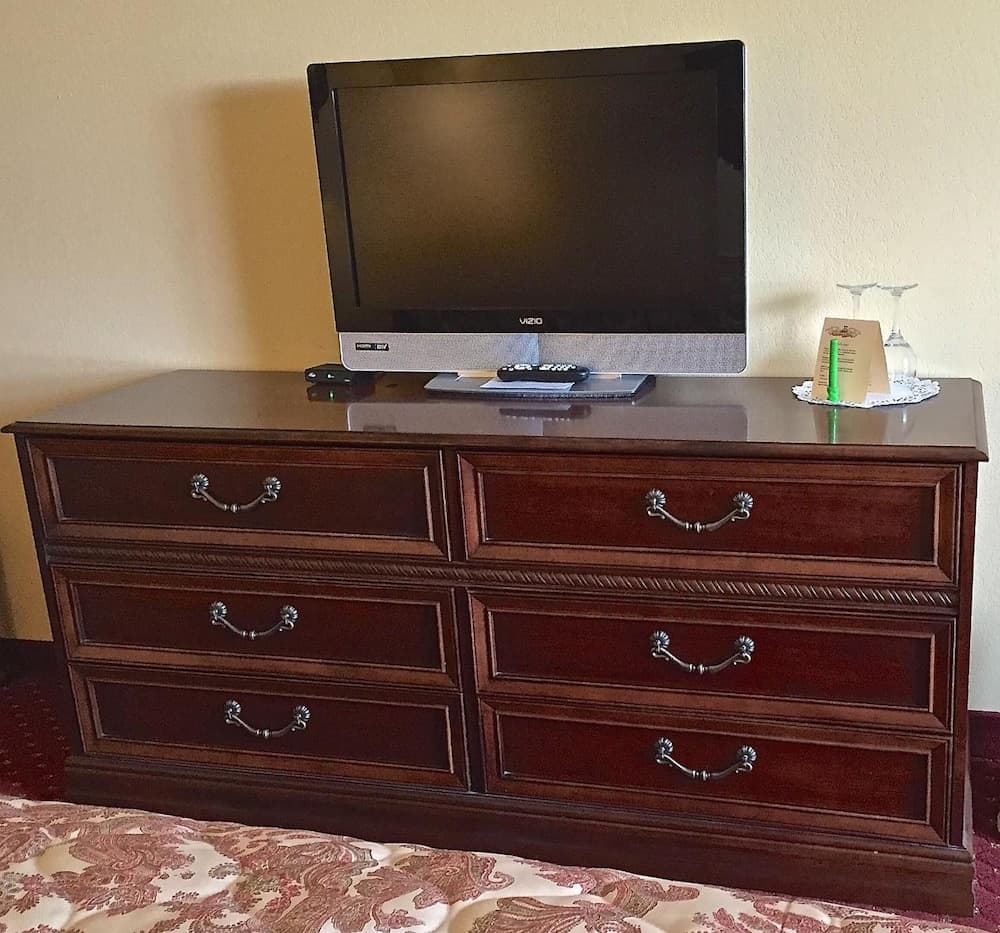 Wine Country Inn Palisade interior in Palisade, CO — gallery photo 2