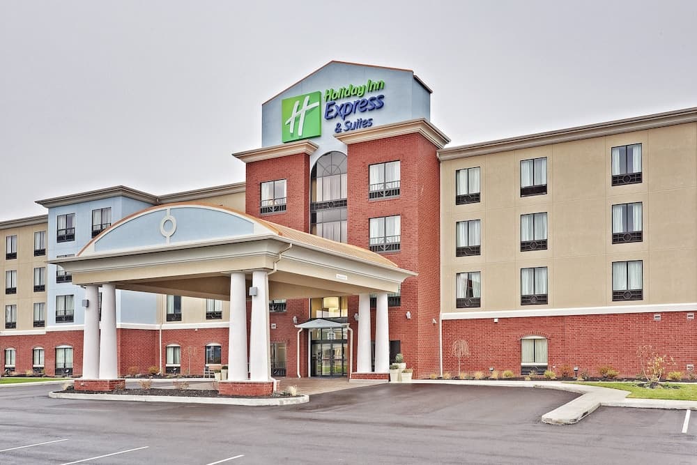Holiday Inn Express Hotel & Suites New Philadelphia by IHG gallery photo in New Philadelphia, OH — image 7